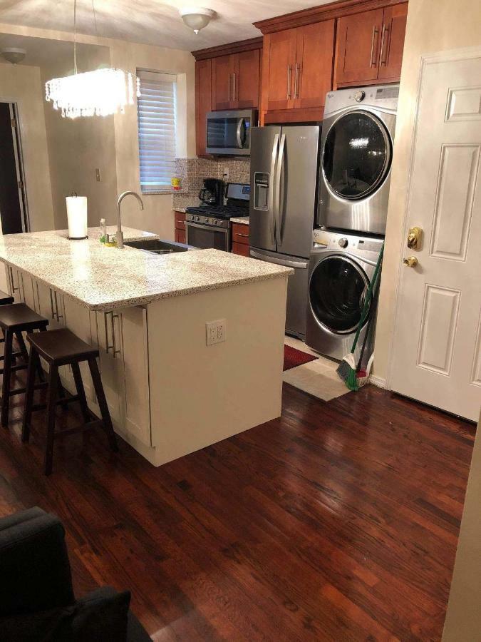Brooklyn 3 Bedroom 1 Bathroom 8 Minutes To Subway 30 Minutes To Manhattan Nowy Jork Zewnętrze zdjęcie