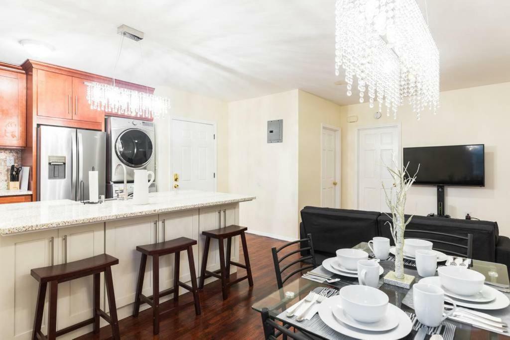 Brooklyn 3 Bedroom 1 Bathroom 8 Minutes To Subway 30 Minutes To Manhattan Nowy Jork Zewnętrze zdjęcie
